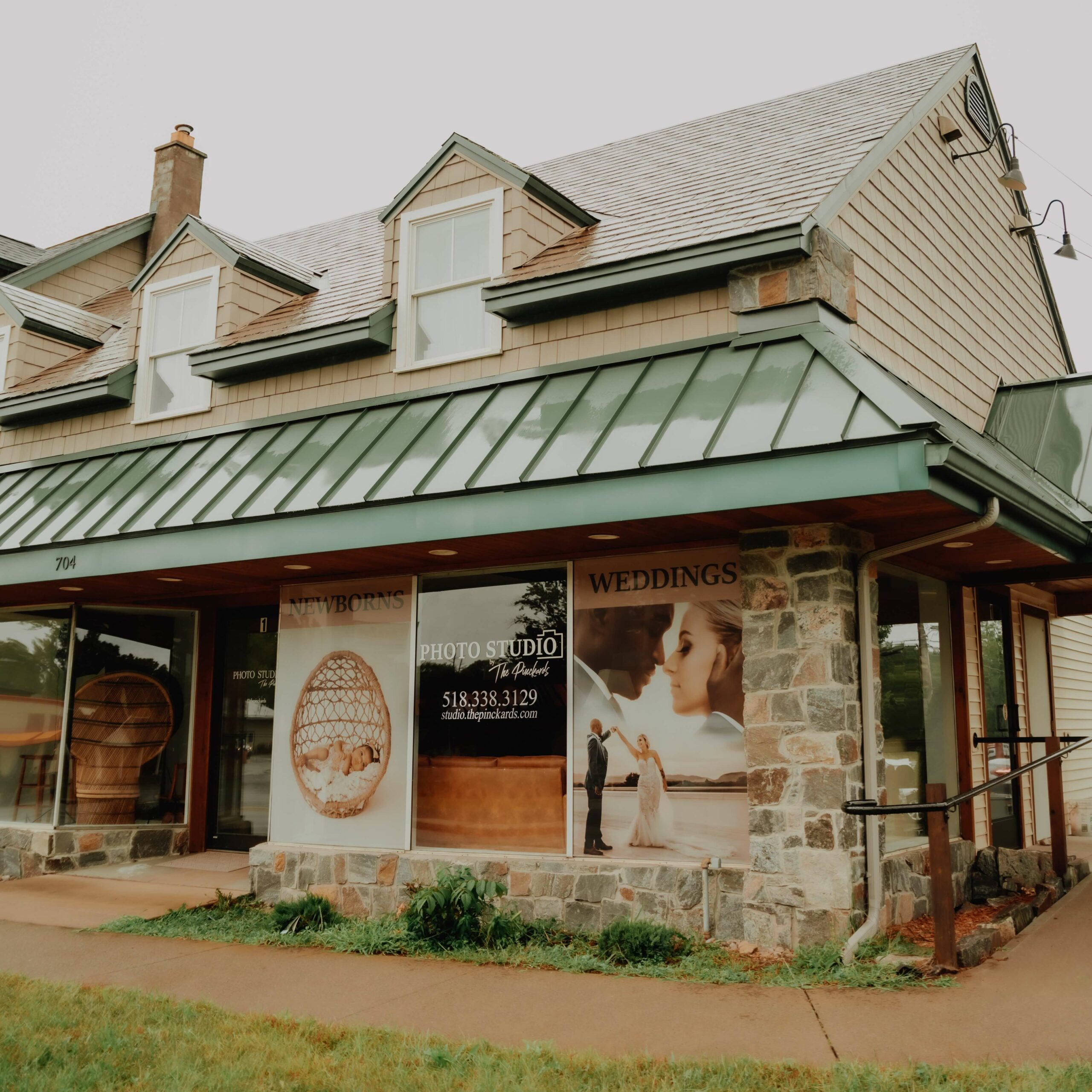 Photographers studio in Queensbury NY on Upper Glen Street